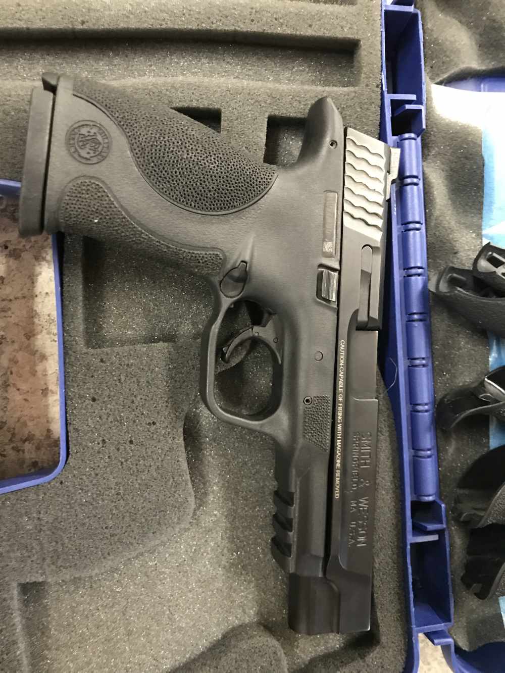 Smith & Wesson M&P Pro Series  9mm-img-2