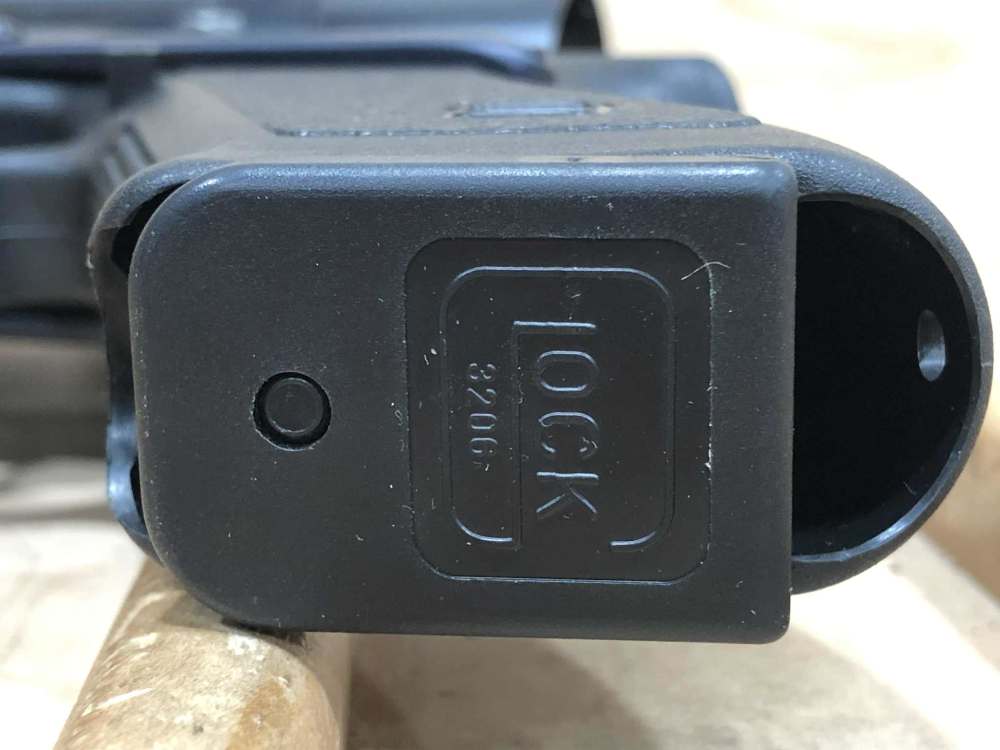 GLOCK 24  WITH TASCO PRO POINT SIGHT  40 S&W 29322-img-27