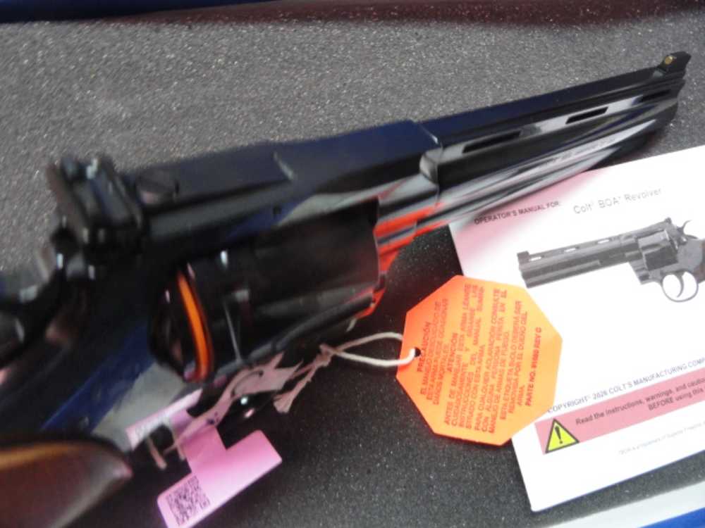 Colt Boa 357 Blue NIB-img-4