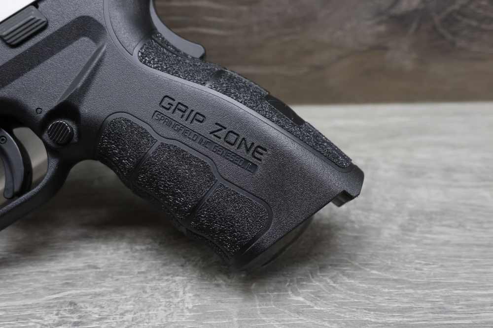 Springfield Armory XD-40 Mod.2 4" - Stainless Two-Tone, OEM Box & 2 Mags-img-4