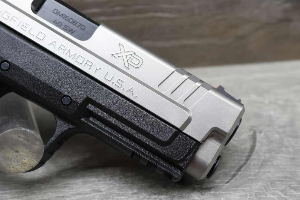Springfield Armory XD-40 Mod.2 4" - Stainless Two-Tone, OEM Box & 2 Mags-img-6