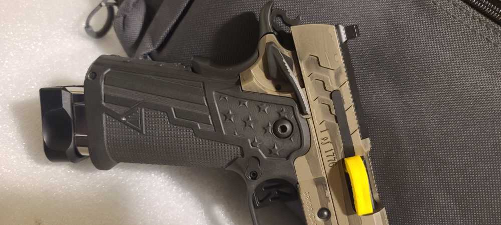 Kimber 2K11 Independence 45acp COLLECTOR SERIES. Will Trade for 9mm 2K11 -img-20