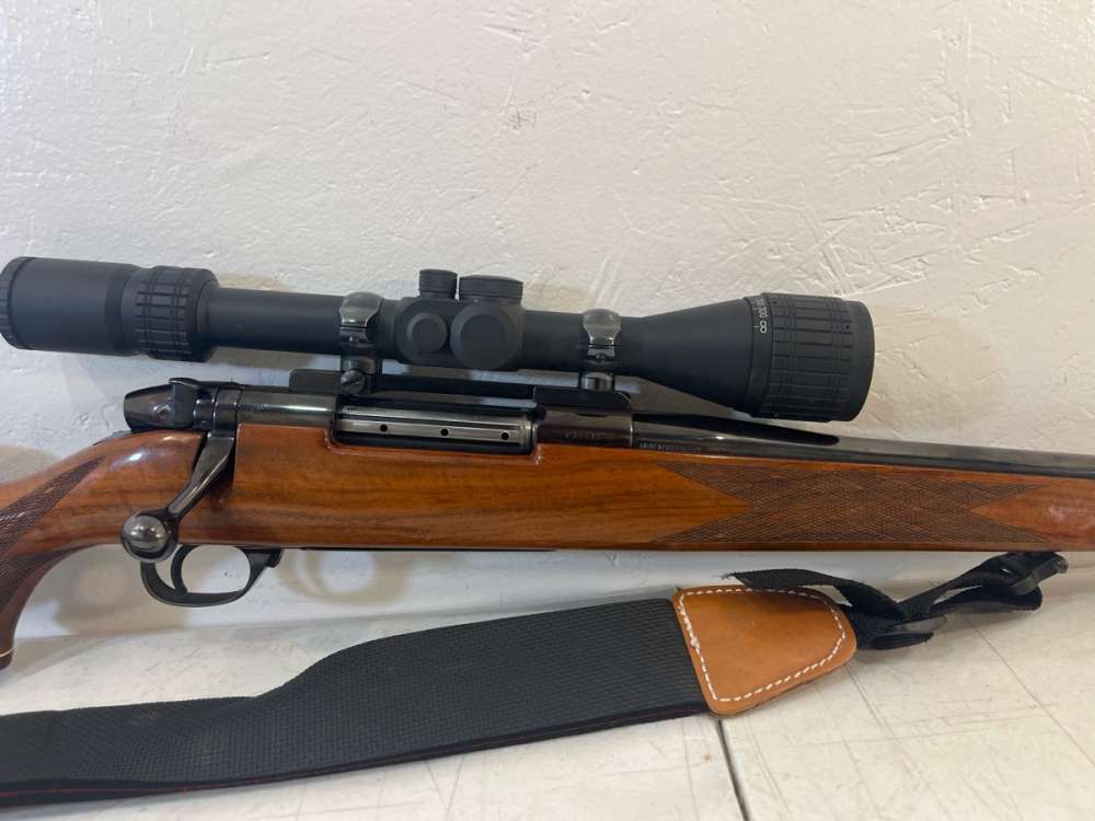 Weatheryby Mark V  .300 Magnum-img-2