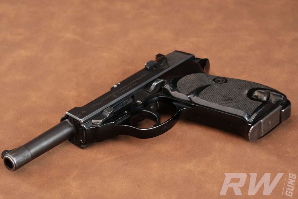 COLLECTOR Walther P38 9mm 1961 West German Military 3/61 Early Postwar-img-15