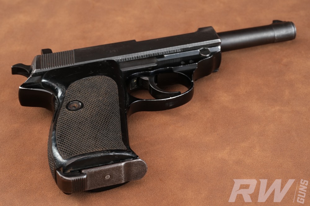 COLLECTOR Walther P38 9mm 1961 West German Military 3/61 Early Postwar-img-9