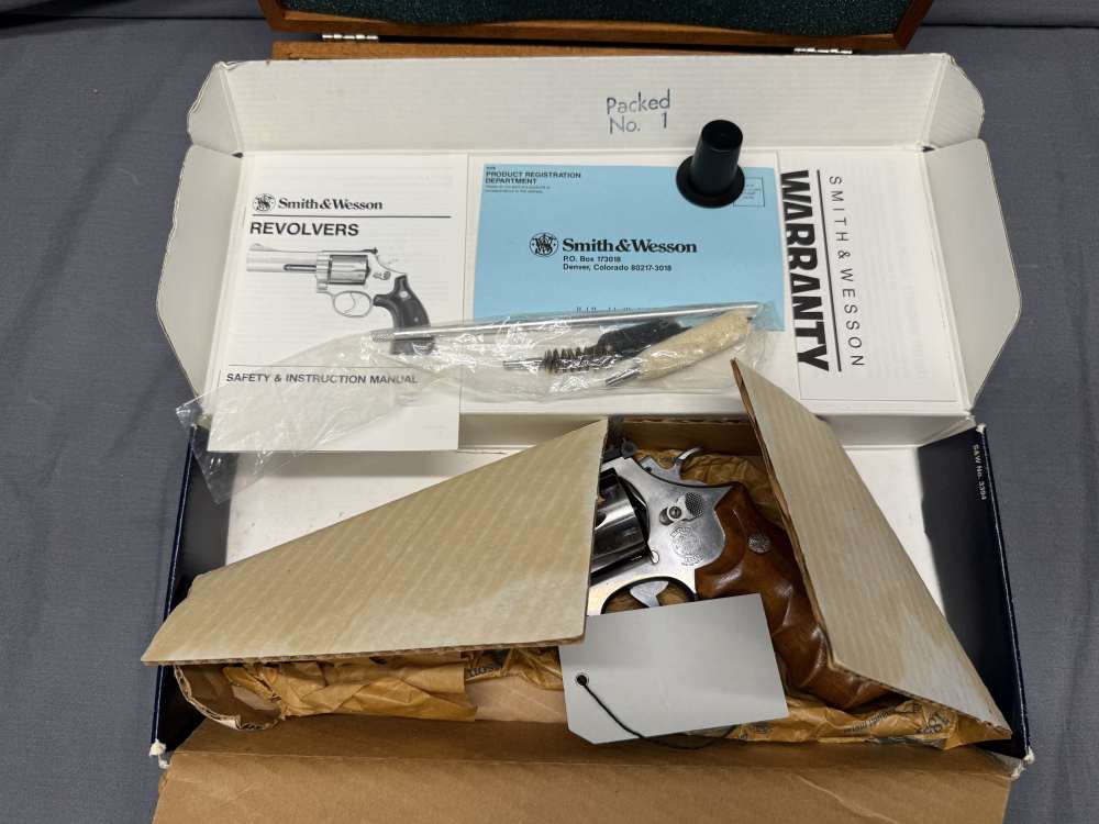 Smith & Wesson Model 629-3 Carpenter Technology .44 mag Revolver S&W-img-20