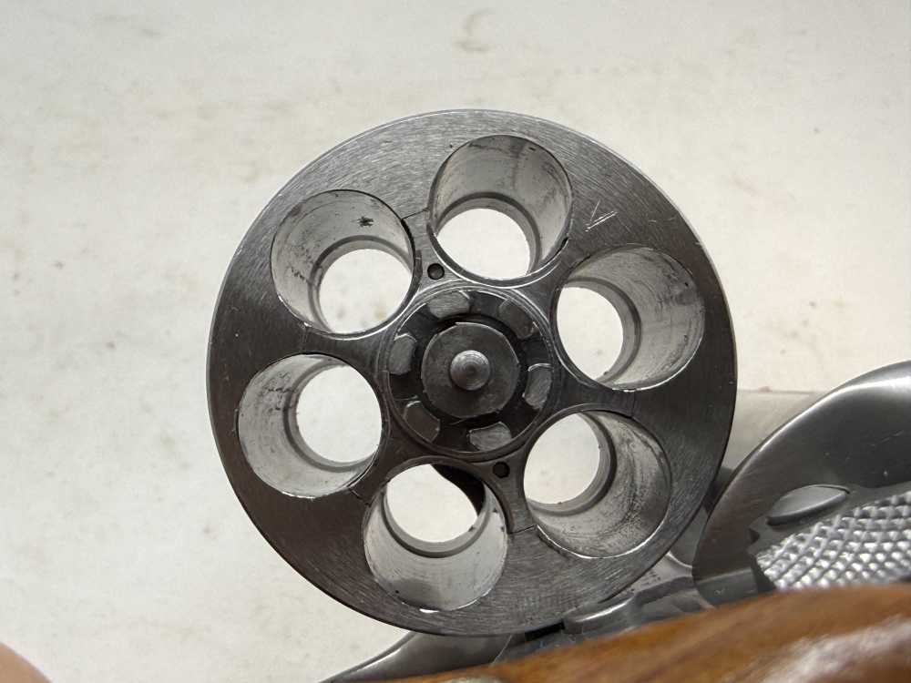 Smith & Wesson Model 629-3 Carpenter Technology .44 mag Revolver S&W-img-18