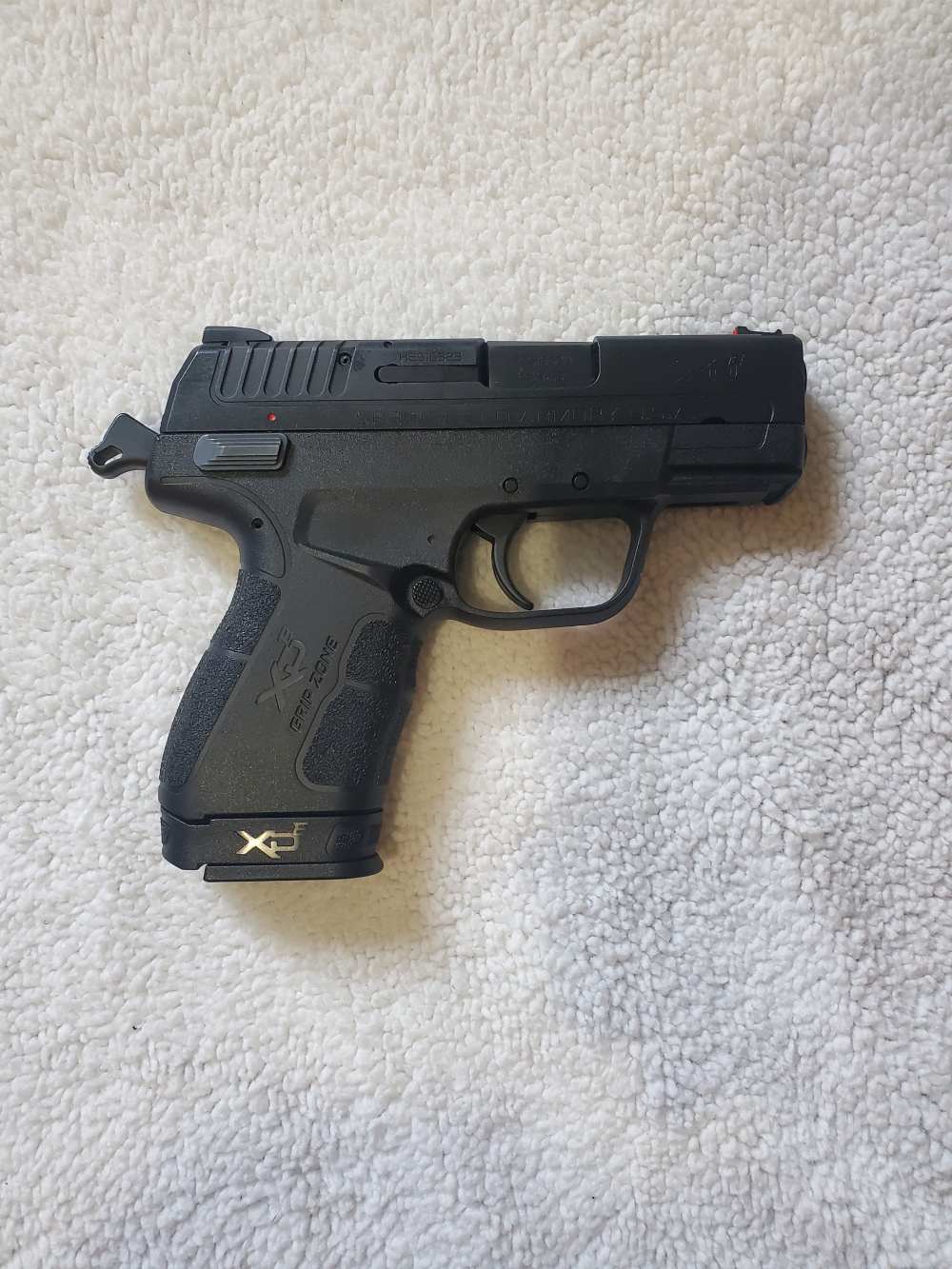 Springfield XDE 9MM-img-2