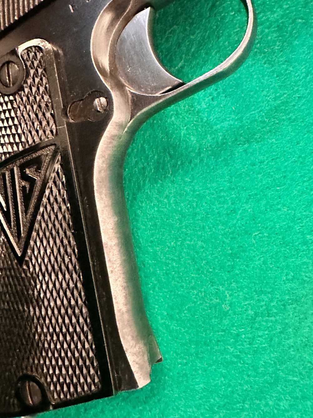 Radom VIS Early German Occupation Production 3 Lever Slotted-img-8