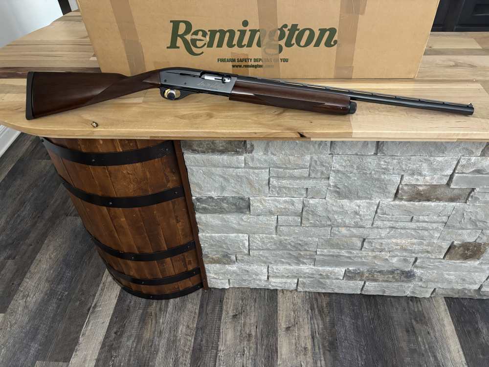 Remington 1100 lt-20 SAM WALTON limited edition 20 gauge semi auto shotgun -img-12