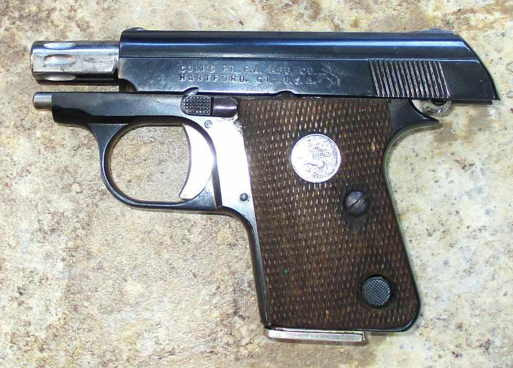 Colt Junoir .25 acp with TWO Magazines - Extra Barrel - Holster & Hard Case-img-9