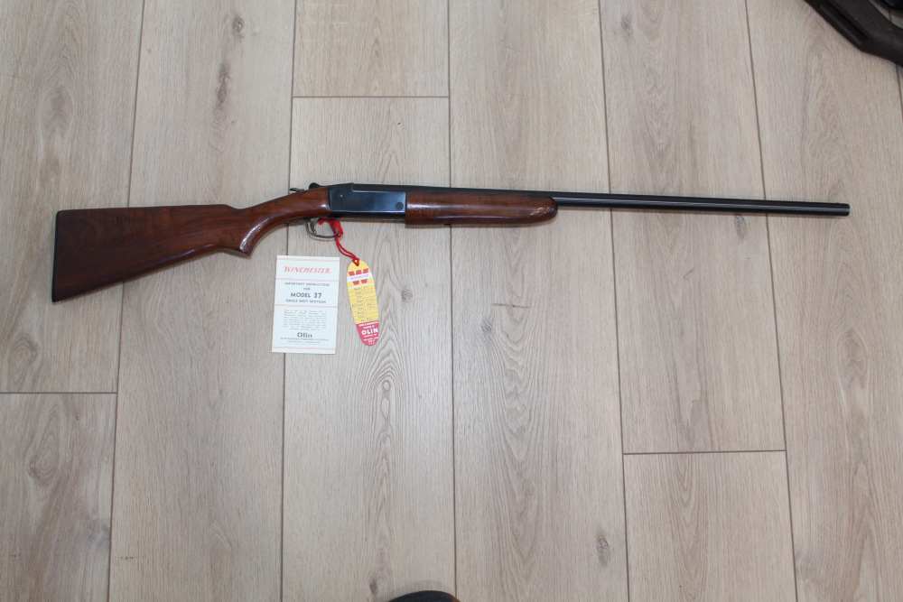 winchester model 37 redletter 20ga w/ manual and hang tag-img-0