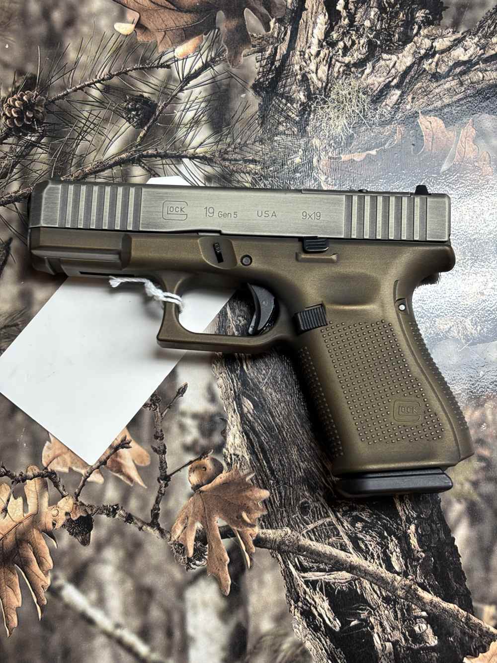 Glock 19 Gen 5 MOS CUSTOM CERAKOTE NEW -img-6