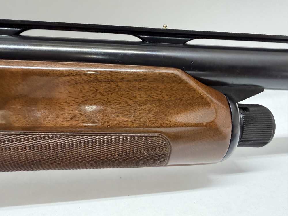 Beretta A303 Ducks Unlimited 12 Ga. 28" Semi-auto Shotgun w/ Chokes-img-12
