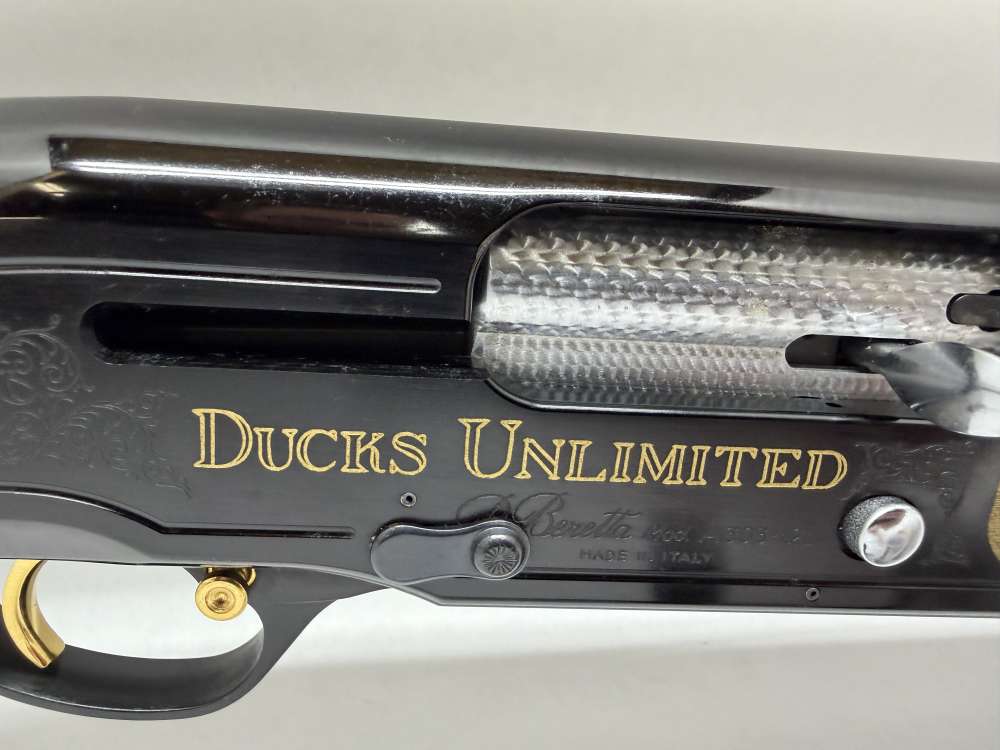 Beretta A303 Ducks Unlimited 12 Ga. 28" Semi-auto Shotgun w/ Chokes-img-6