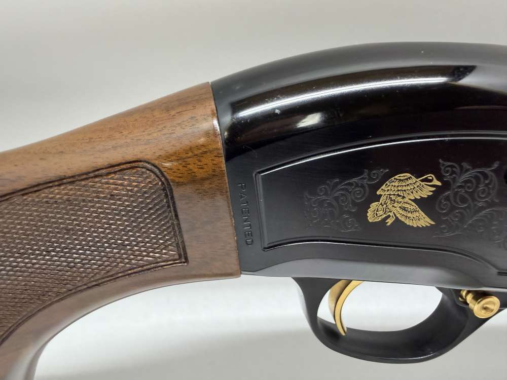 Beretta A303 Ducks Unlimited 12 Ga. 28" Semi-auto Shotgun w/ Chokes-img-4