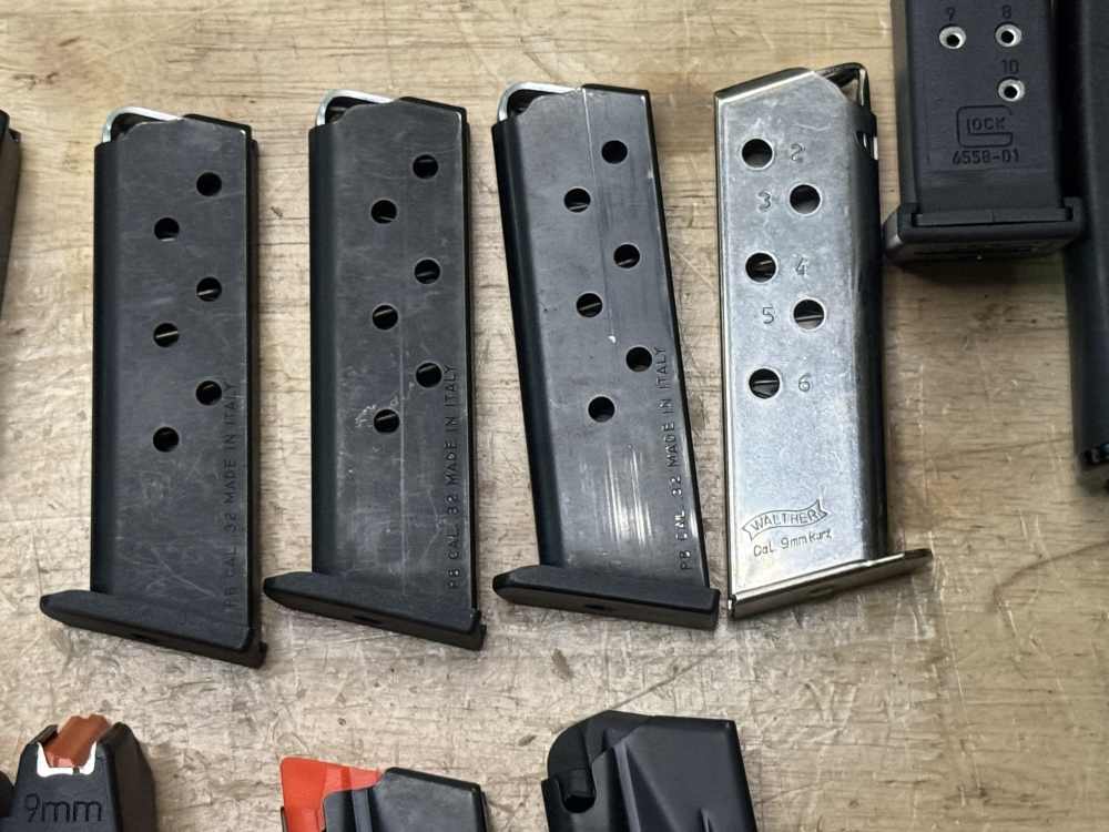Large Lot of Firearm Magazines ( Penny Auction )-img-4