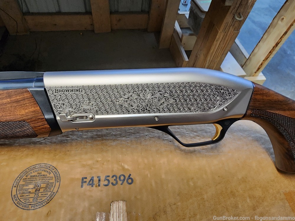 PICS! NEW BROWNING MAXUS II ULTIMATE 12 GA 28" WALNUT ENGRAVED 28 3" INCH-img-16