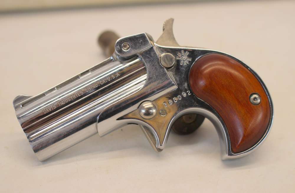 Davis Industries DM-22 DERRINGER 22WMR Conceal Carry -img-4