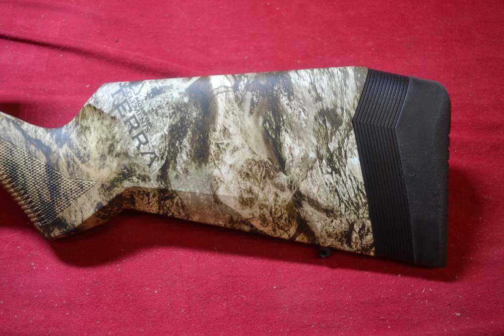Savage 110 Apex Predator 223Rem 20"Threaded Barrel w/Scope New.-img-11