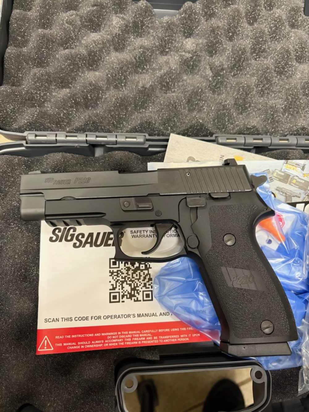 Sig Sauer P220R CA 45acp New Old Stock-img-2