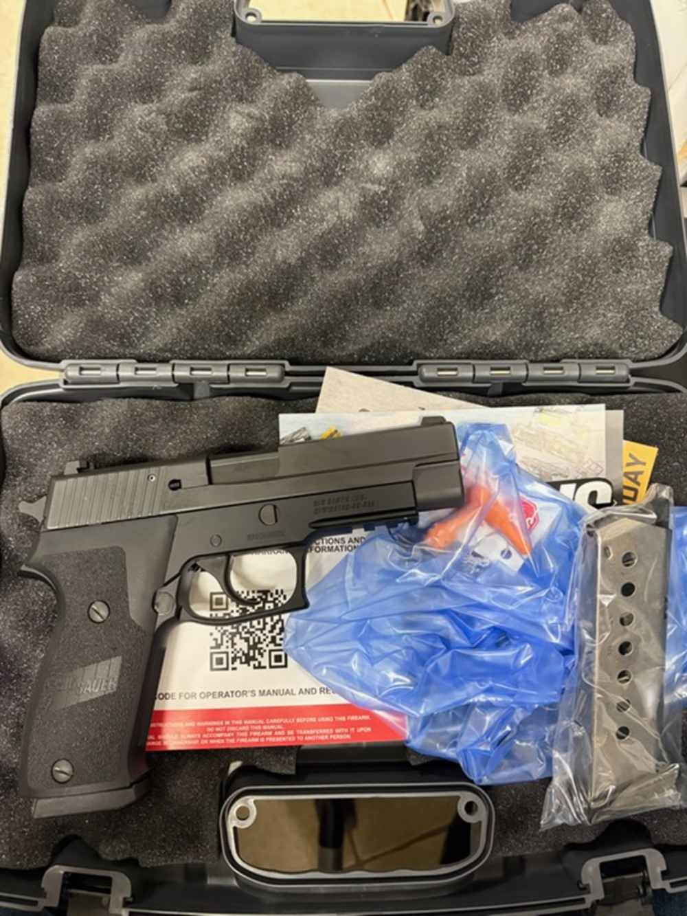 Sig Sauer P220R CA 45acp New Old Stock-img-0