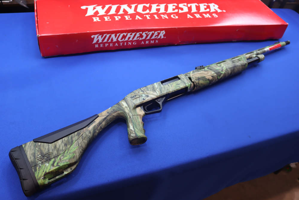 Winchester Model SXP LONG BEARD Shotgun 20GA 24" CAMO PA 20 TruGlo Sights -img-0