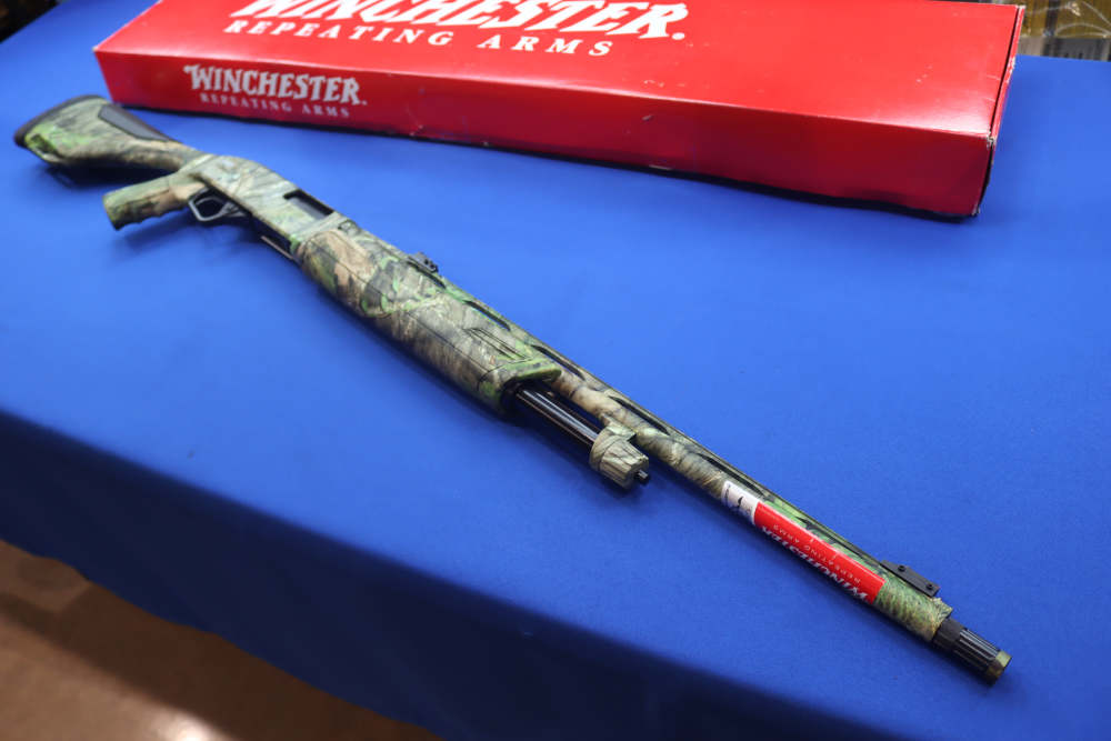 Winchester Model SXP LONG BEARD Shotgun 20GA 24" CAMO PA 20 TruGlo Sights -img-33