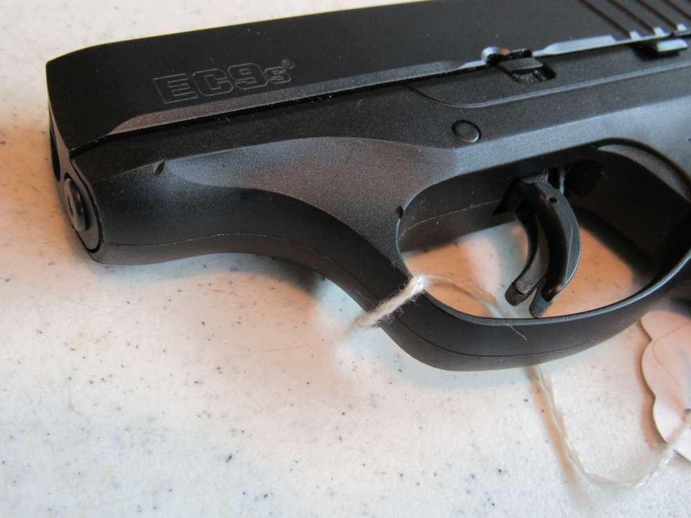Pkg of Two Ruger 9mm Pistols EC9s & LC9s No Reserve-img-19