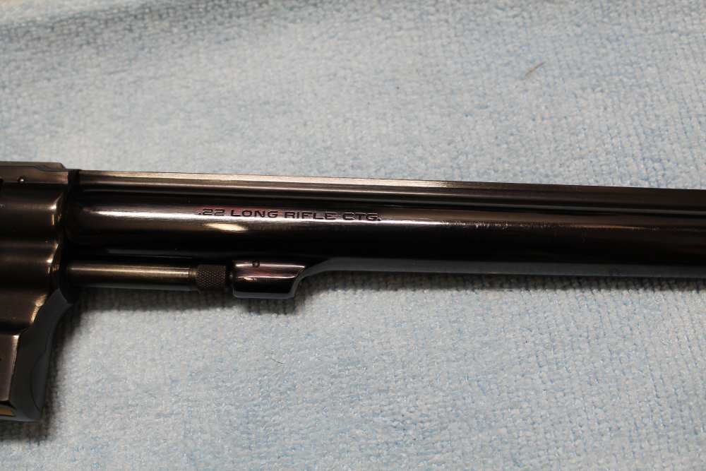 Smith & Wesson Model 17-4, .22 LR 8. 3/8 barrel, blued wood grips-img-14