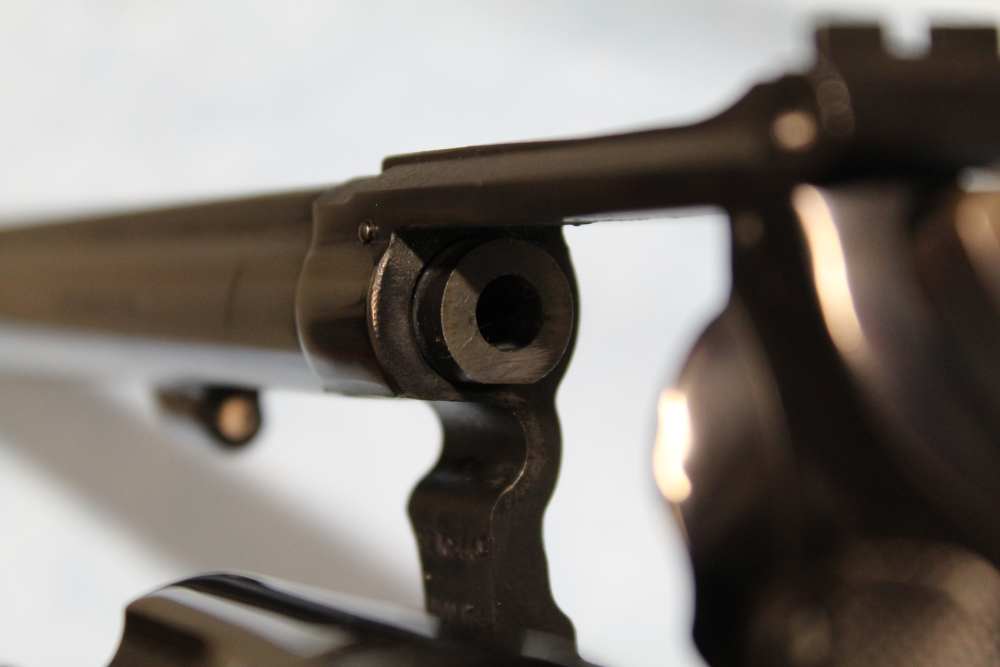 Smith & Wesson Model 17-4, .22 LR 8. 3/8 barrel, blued wood grips-img-28