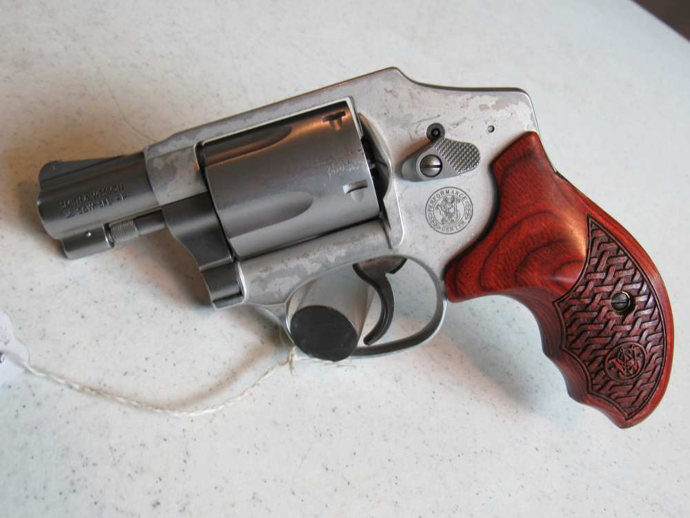 Smith & Wesson 642-2 Airweight $.01 Start No Resv 38 spl+P-img-0