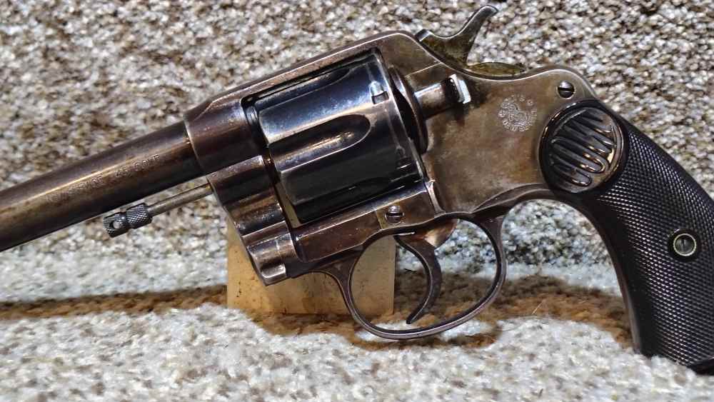 Colt .45 New Service-img-2
