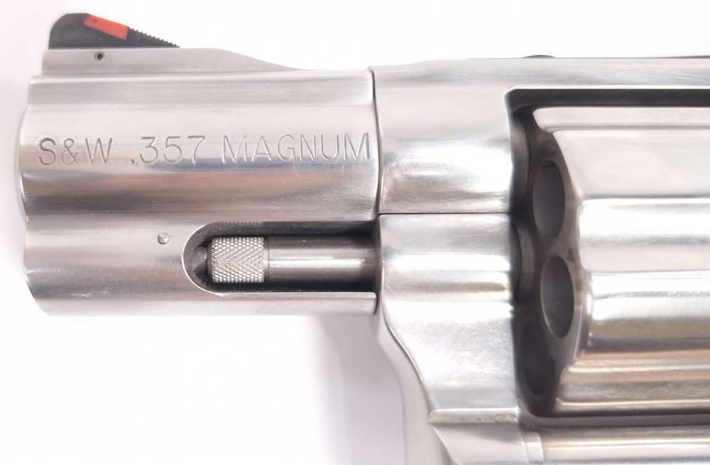 Smith & Wesson 686-6 Plus 357 Magnum 2.5" 7 Round Capacity-img-13