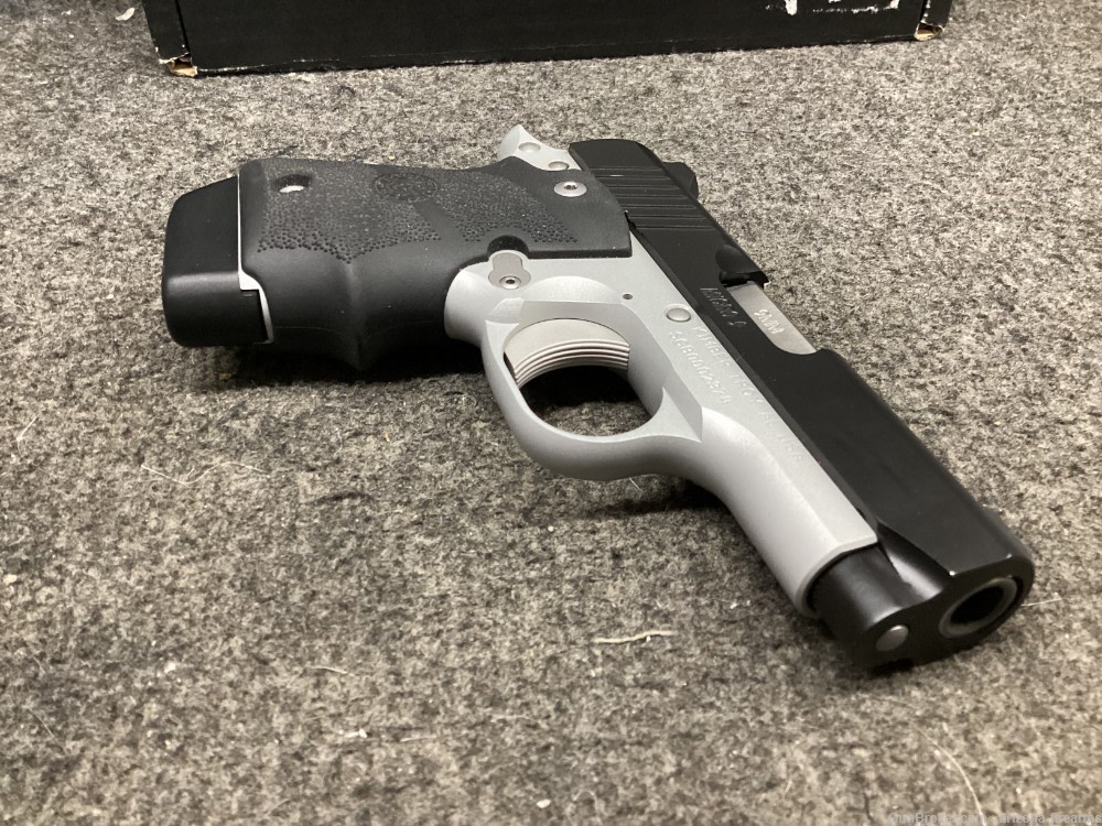 Kimber Micro 9 Semi Auto Pistol 9MM Box 2-6RND Mag LNIB-img-10