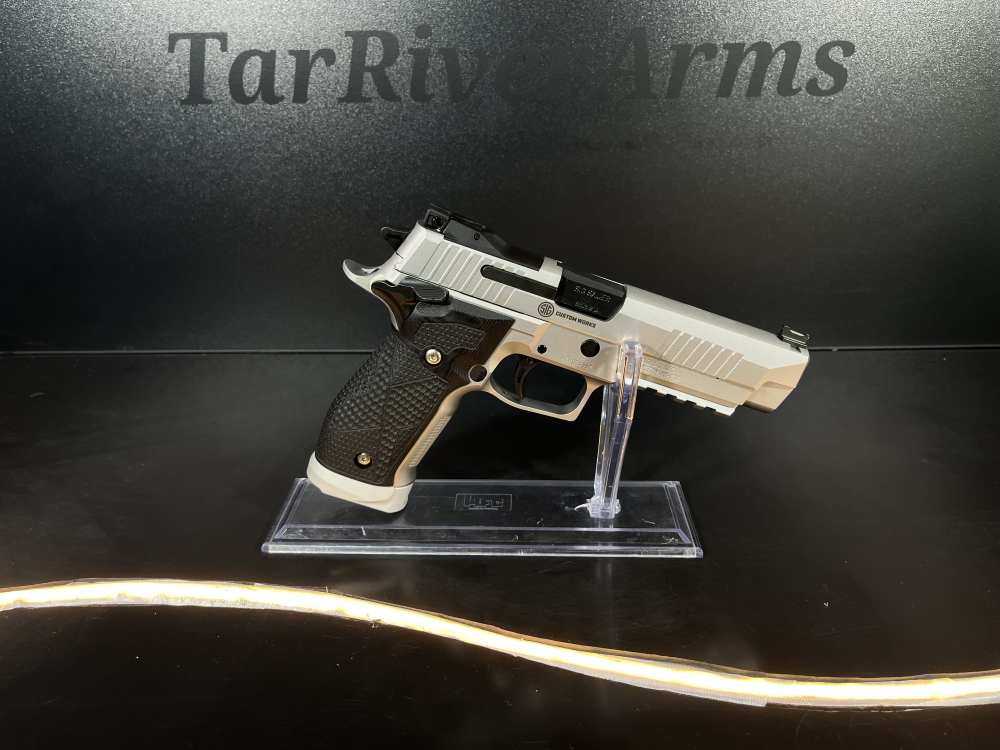 Sig P226 9mm Pistol-img-0