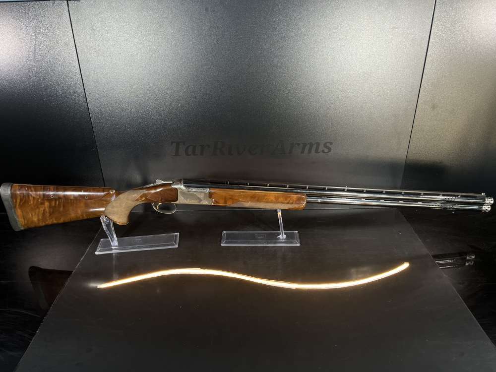 Browning 12 Gauge Shotgun-img-0