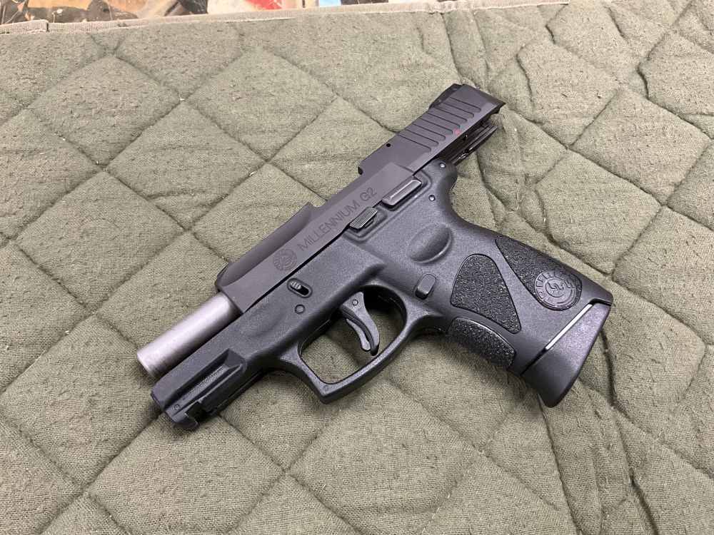 Taurus PT 111 Millennium G2 9mm Very Clean!-img-3