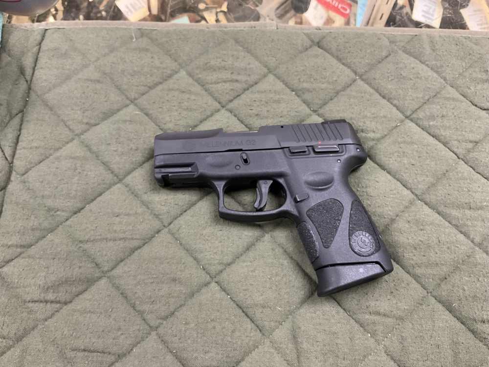 Taurus PT 111 Millennium G2 9mm Very Clean!-img-1