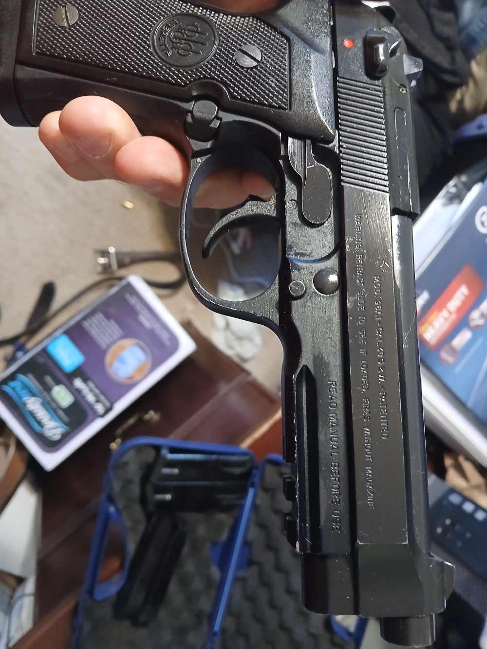 BERETTA 96A1 40 CAL  7 MAGS AND 9mm CONVERSION BARREL-img-8