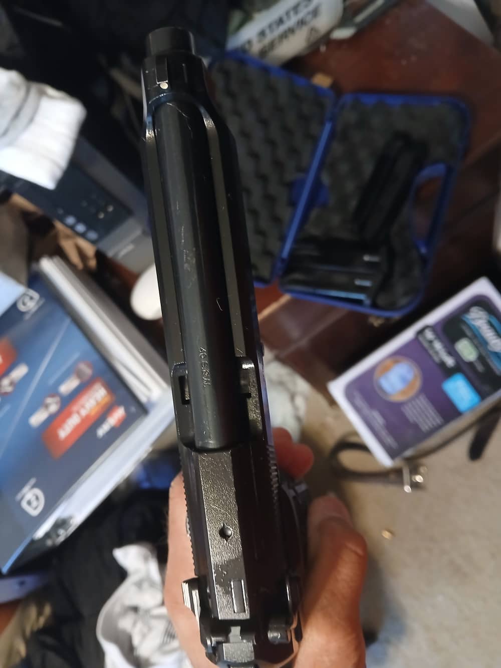BERETTA 96A1 40 CAL  7 MAGS AND 9mm CONVERSION BARREL-img-5
