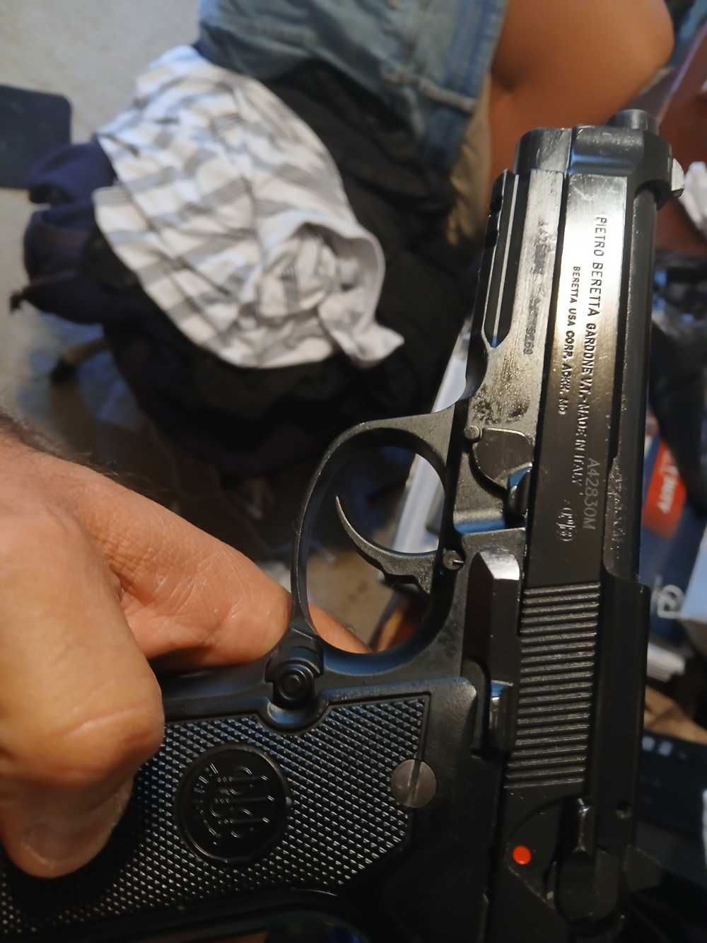 BERETTA 96A1 40 CAL  7 MAGS AND 9mm CONVERSION BARREL-img-4