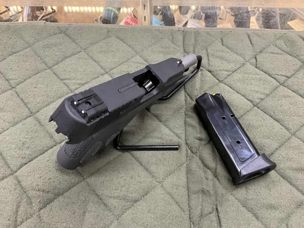 Taurus PT 111 G2C 9mm  -img-2