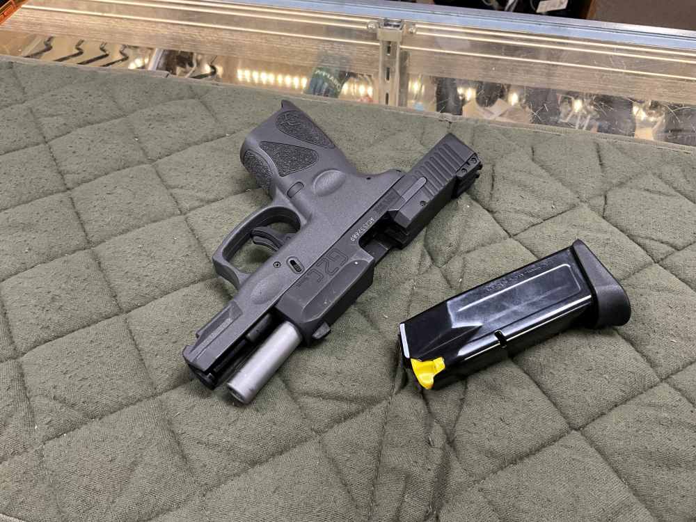 Taurus PT 111 G2C 9mm  -img-3