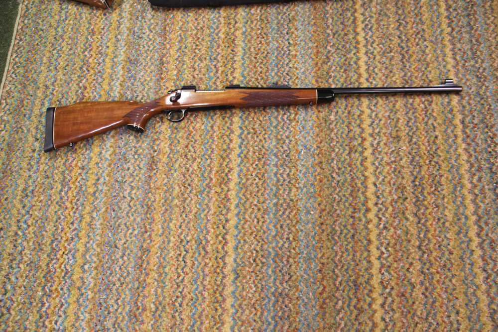 Remington 700 BDL 300 Win Mag-img-0