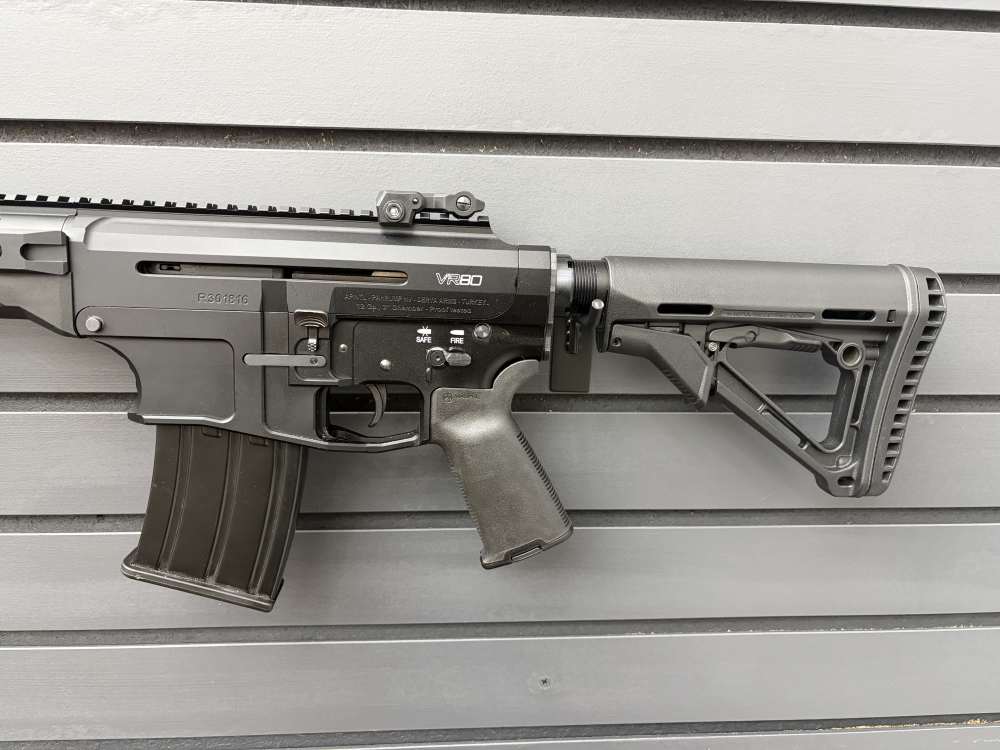 Rock Island Armory VR80 – 12 Gauge with Magpul upgrades-img-2