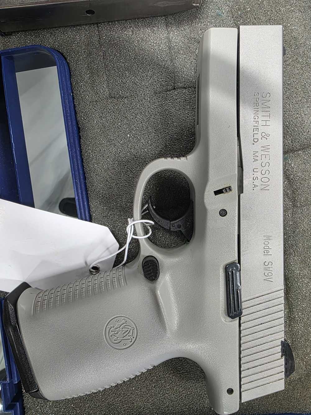 SMITH WESSON SW9V SIGMA-img-2