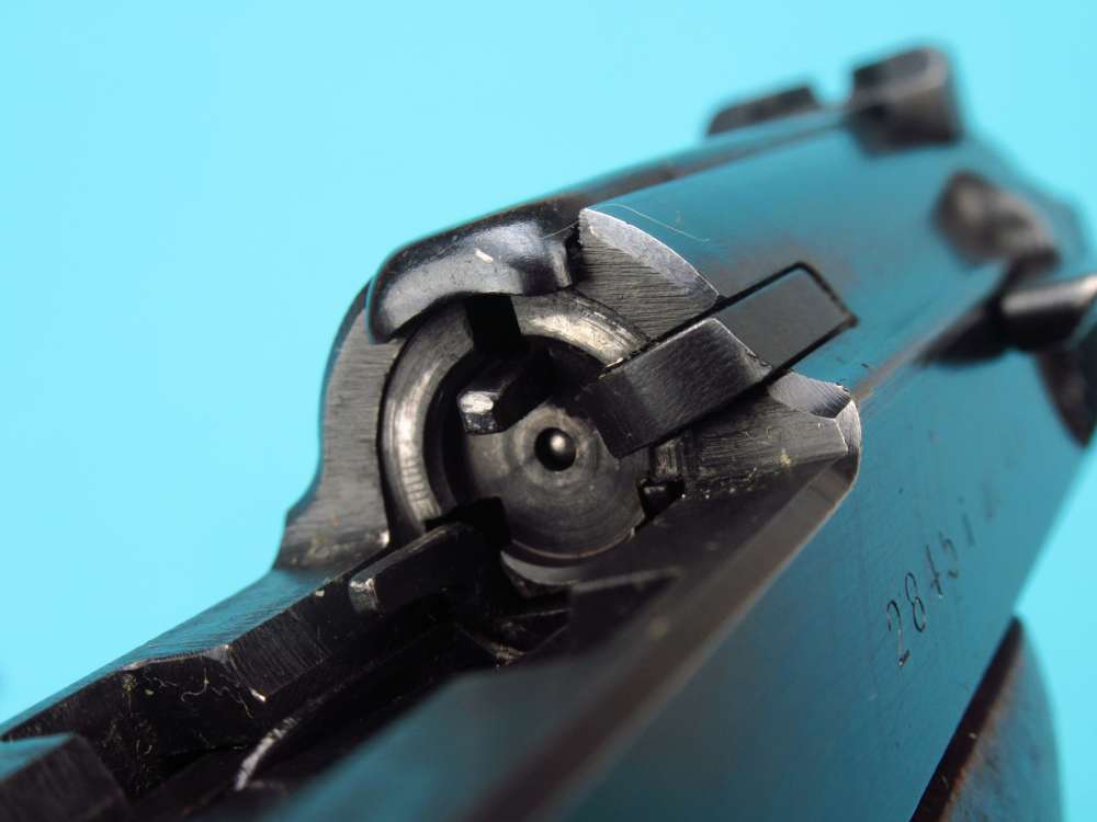 Very nice 1944 German WWII Walther P38 pistol 9mm Luger AC44 Mauser-img-75