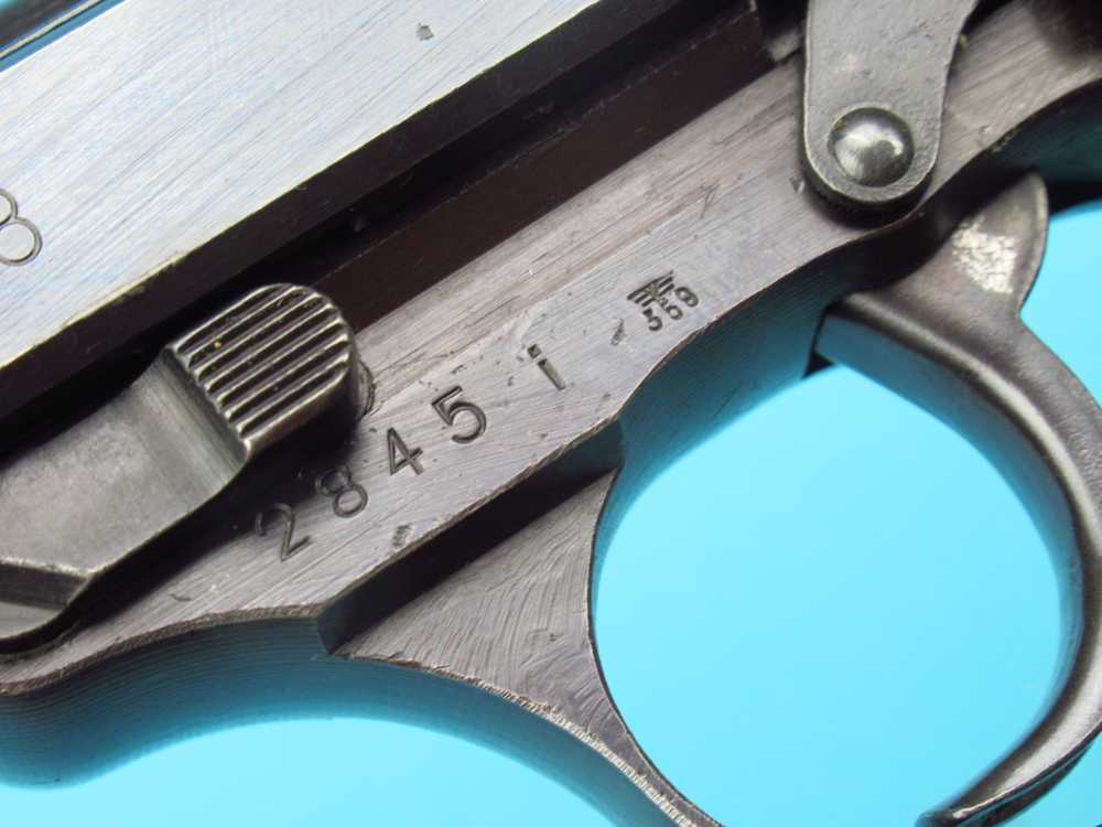 Very nice 1944 German WWII Walther P38 pistol 9mm Luger AC44 Mauser-img-17