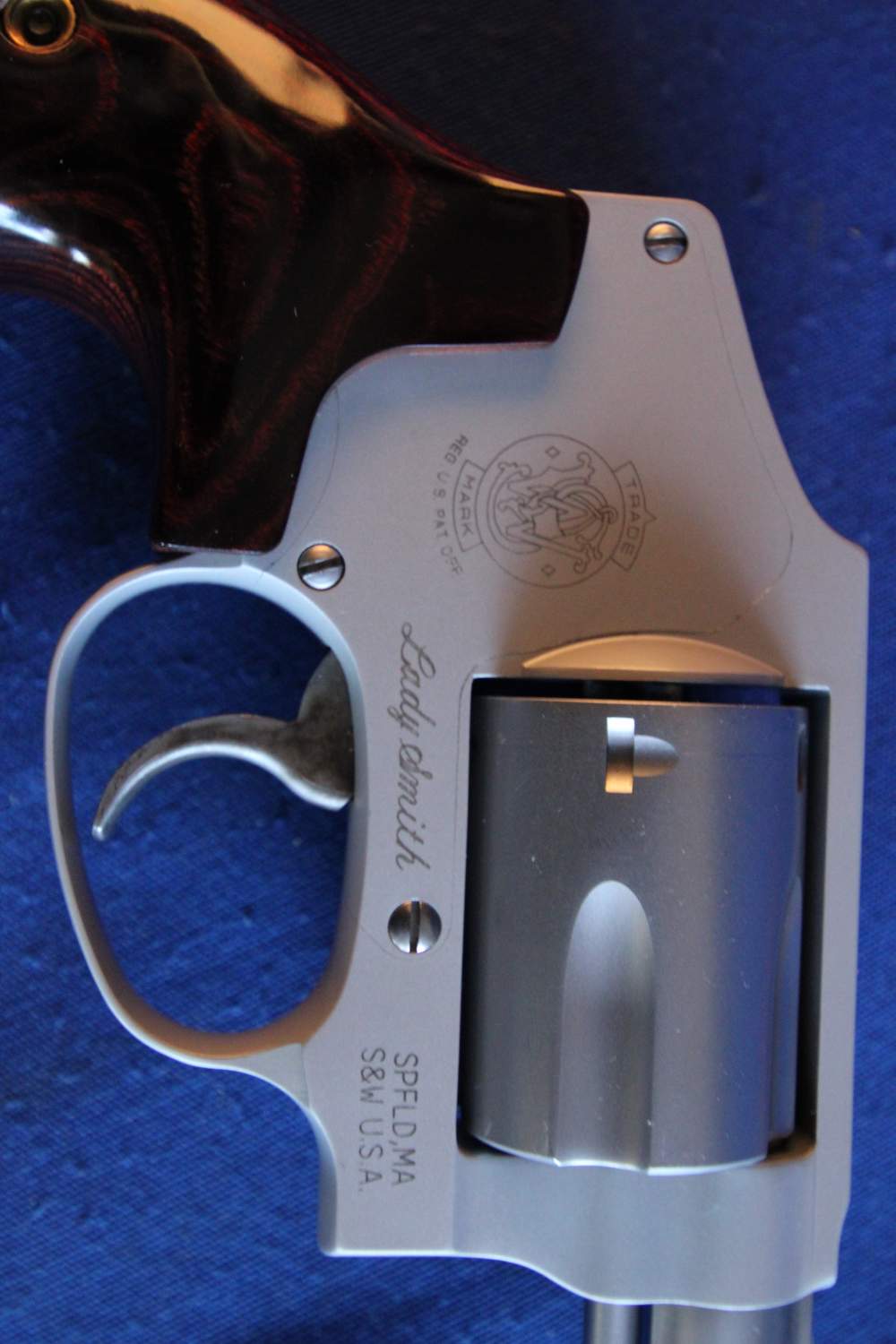 Smith & Wesson 642 -2 Lady smith .38 Revolver 2" Barrel SS & Rosewood-img-6